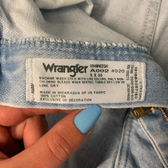 Wrangler jeans. - Picture 7 of 8